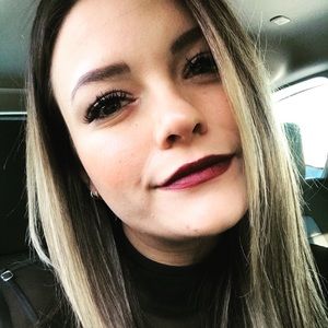 Meet your Posher, Abby